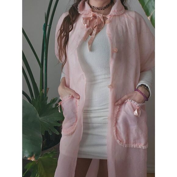 50s Vintage HouseCoat Duster Ruffle Floral Rhinestone Buttons Bow Robe - Picture 8 of 8